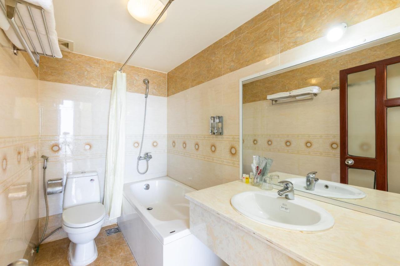 Oyo 455 Grand Bostand Hotel Đà Nẵng Exterior foto